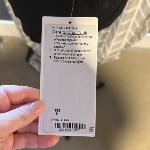 Lululemon Dare to Drop Tank. NWT size 6 - Picture 4 of 7